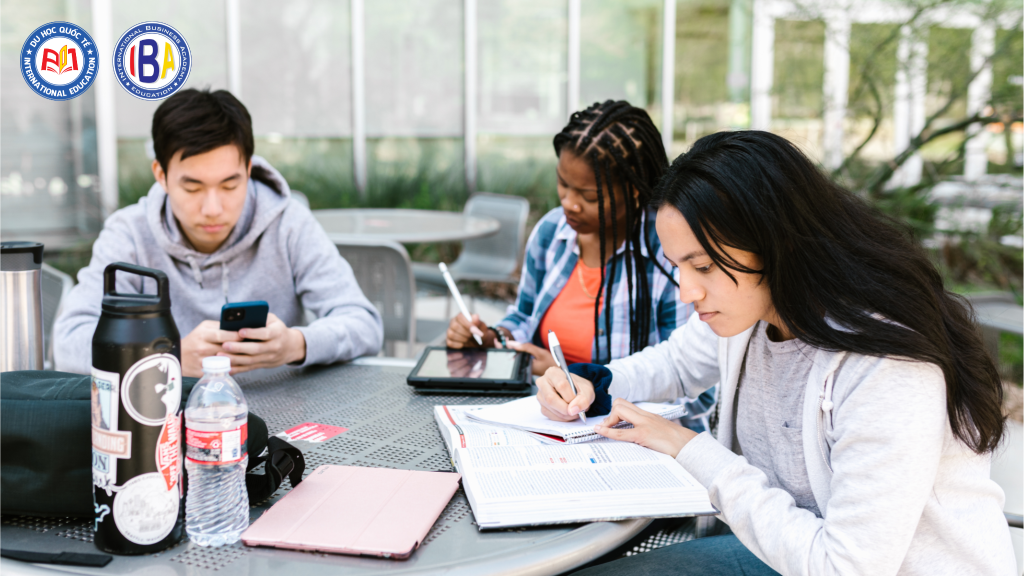 Du học sinh trao đổi