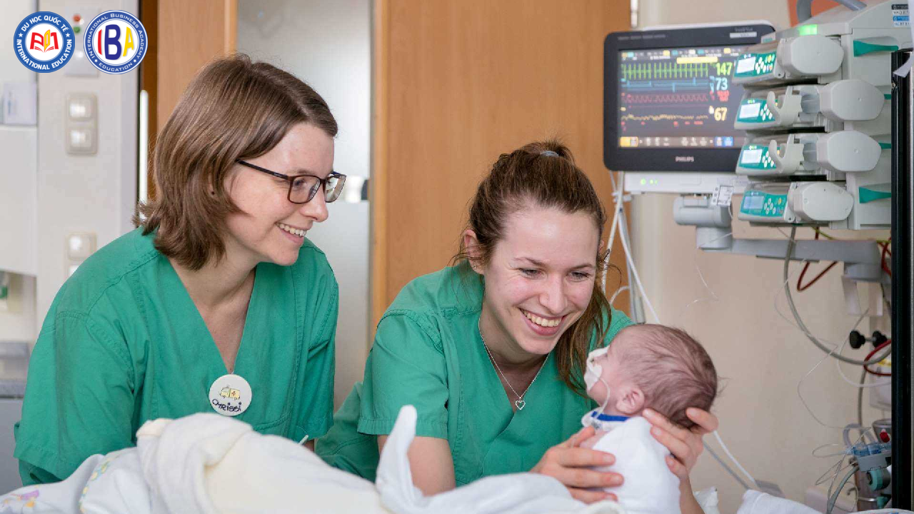 Das Programm dauert etwa 3 Jahre