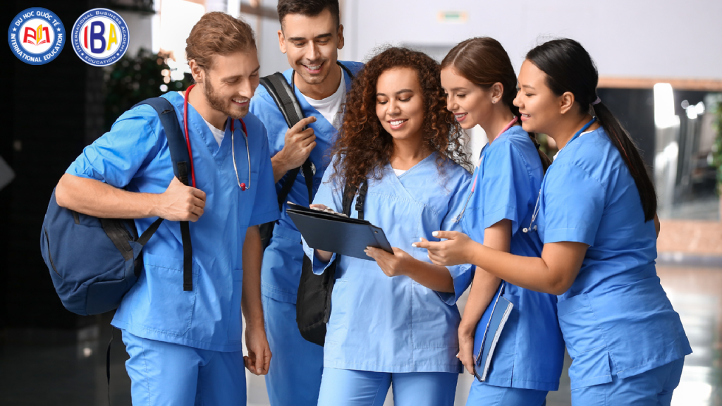 Nhu cầu về nhân sự trong ngành điều dưỡng ngày càng tăng