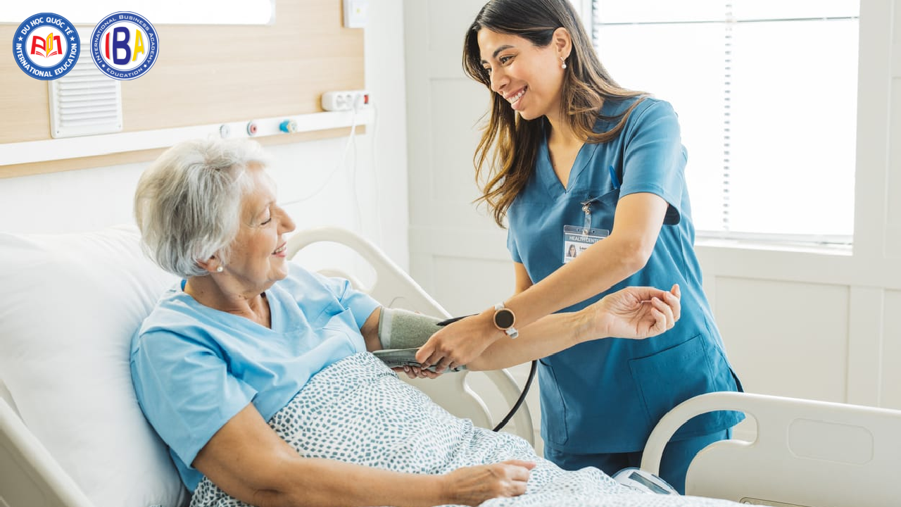 Ngành điều dưỡng – y tế