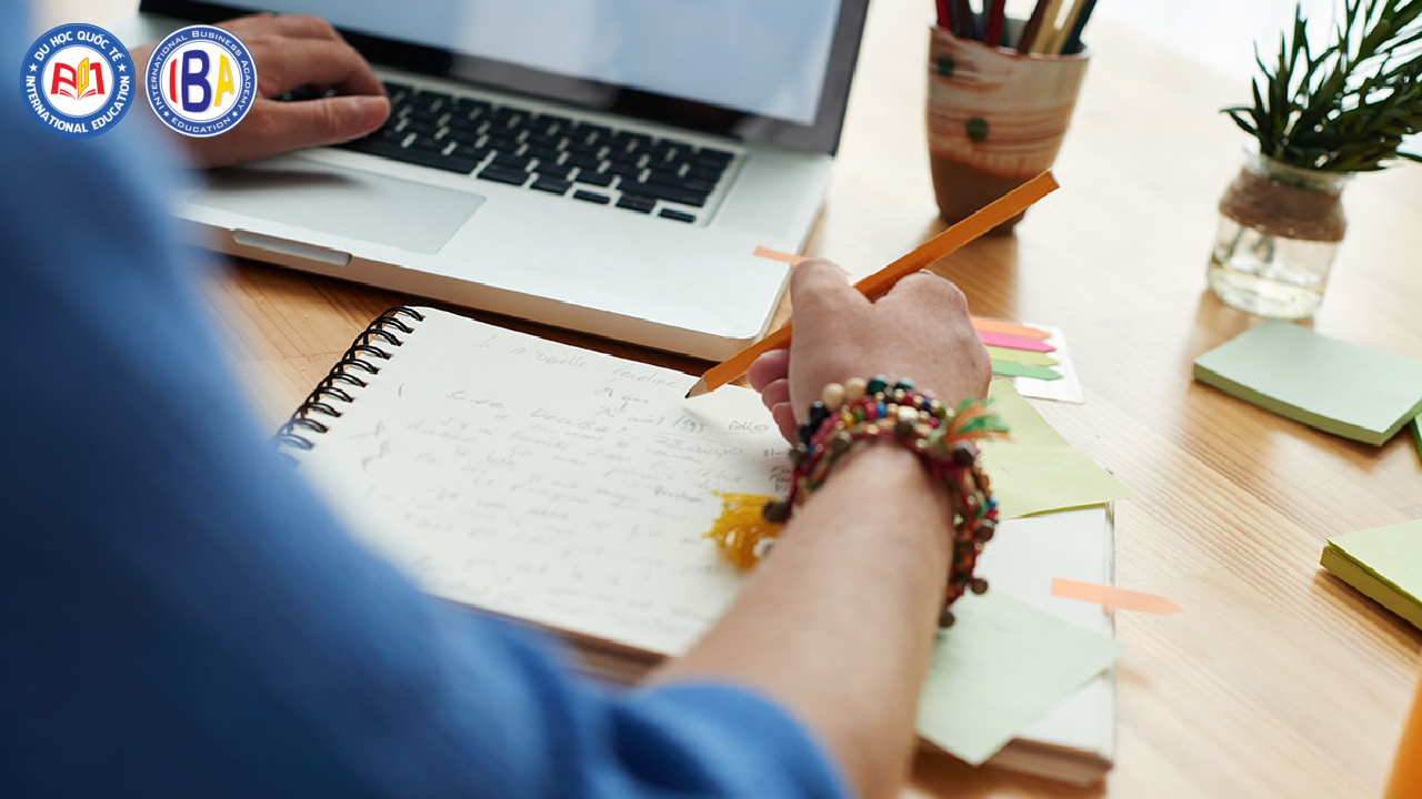 Đây là lợi thế rất lớn cho những người muốn học tiếng Đức một cách chủ động và tiết kiệm chi phí.