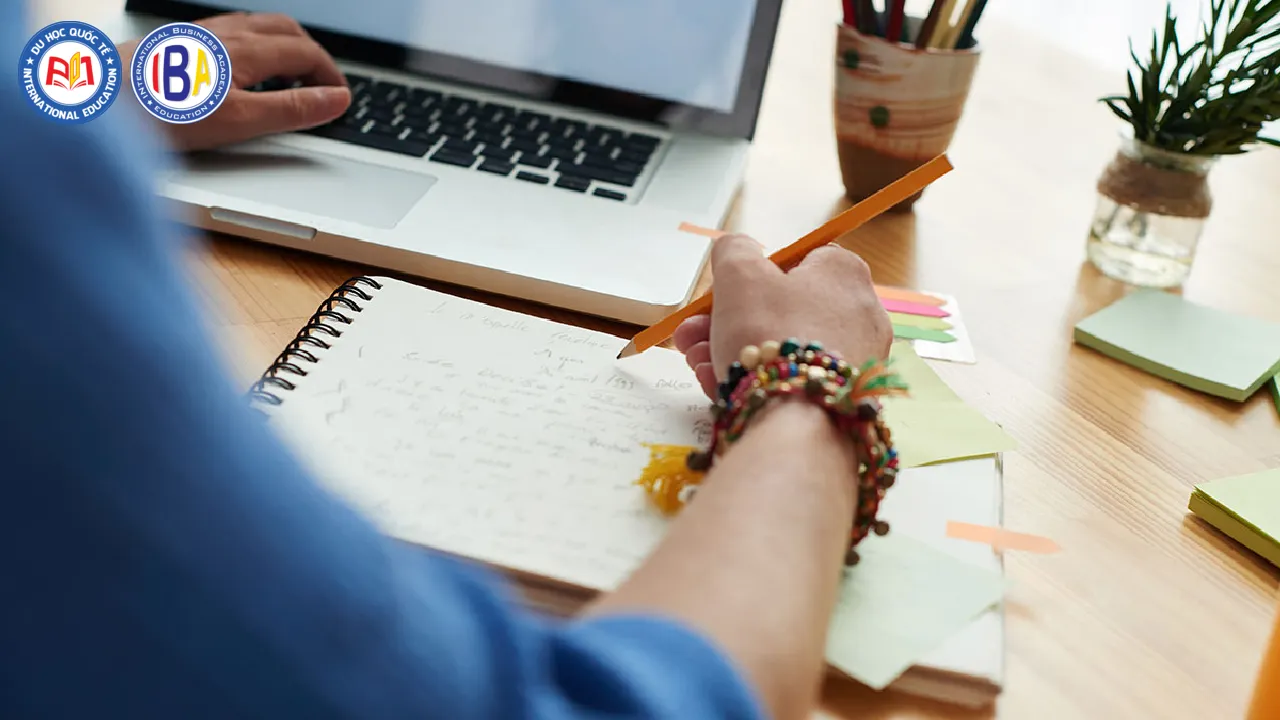 Bài Tập Tiếng Đức A1 PDF – Cách Học Hiệu Quả Cho Người Mới 7 Dies ist ein großer Vorteil für Menschen, die Deutsch aktiv und kostensparend lernen möchten.