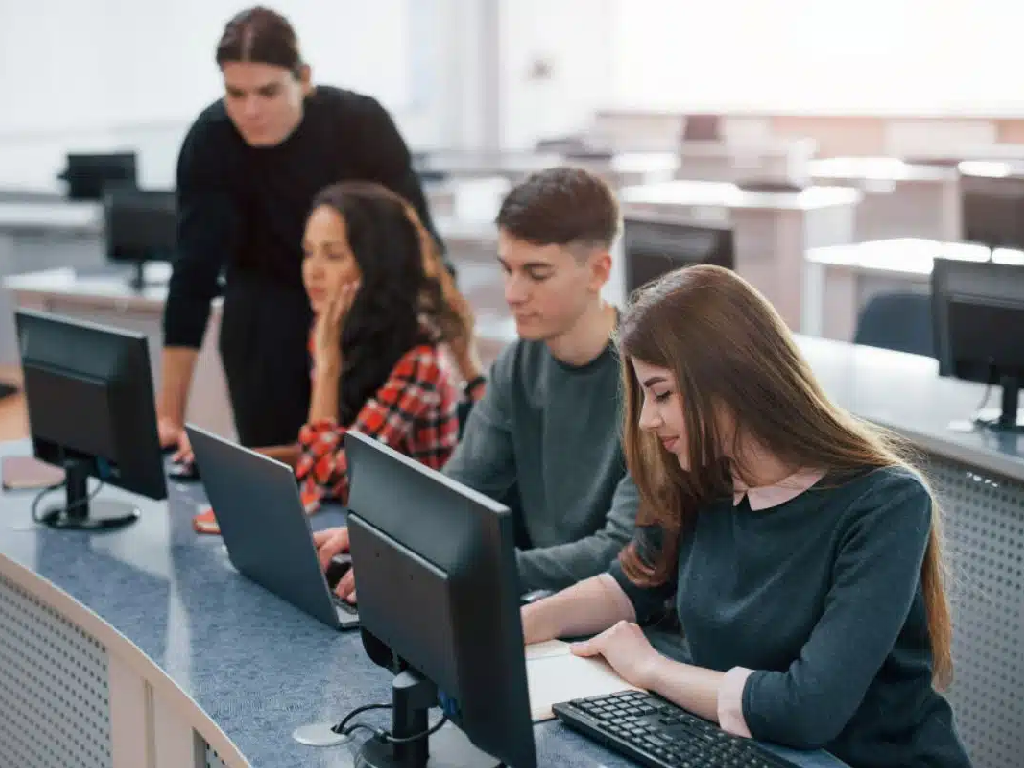 Có Nên Du Học Nghề Đức? Góc Nhìn Thực Tế