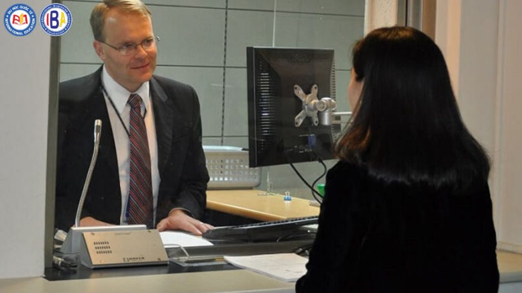 Thiếu kinh nghiệm thực tế