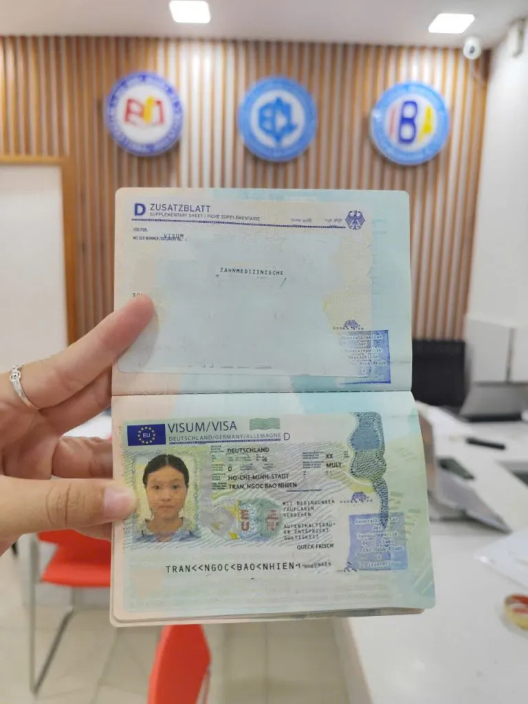 “Ting Ting” – Thêm Một Chiếc Visa Xinh Yêu Gọi Tên Bảo Nhiên 💙✨ 3 z7804419836532 4039db9fb208408615c584c2e03f419c