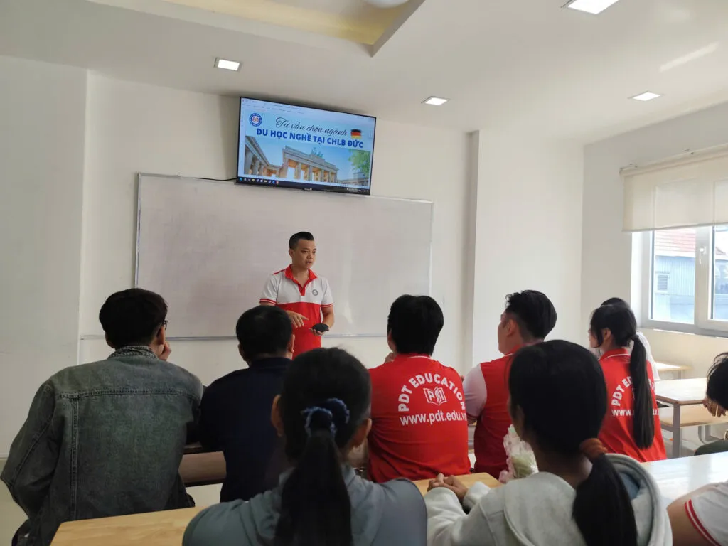 🎉chào Đón Các Tân Học Viên Lớp Tiếng Đức A1 Tháng 7 Tại Pdt Education 🎉 39 1784255867098 340398288197986467 g3167007794793500137 2d4b36868e716af63594949c32b5abcc