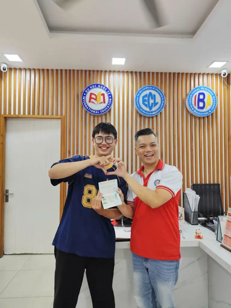 🌟 Trần Minh Trung - Chàng trai tràn đầy năng lượng của PDT đã chính thức "unlock" visa Đức!🎉 5 1785141427785 8731400940460195894 g3167007794793500137 04a8b049f834a6d67f1f84fb405076f0