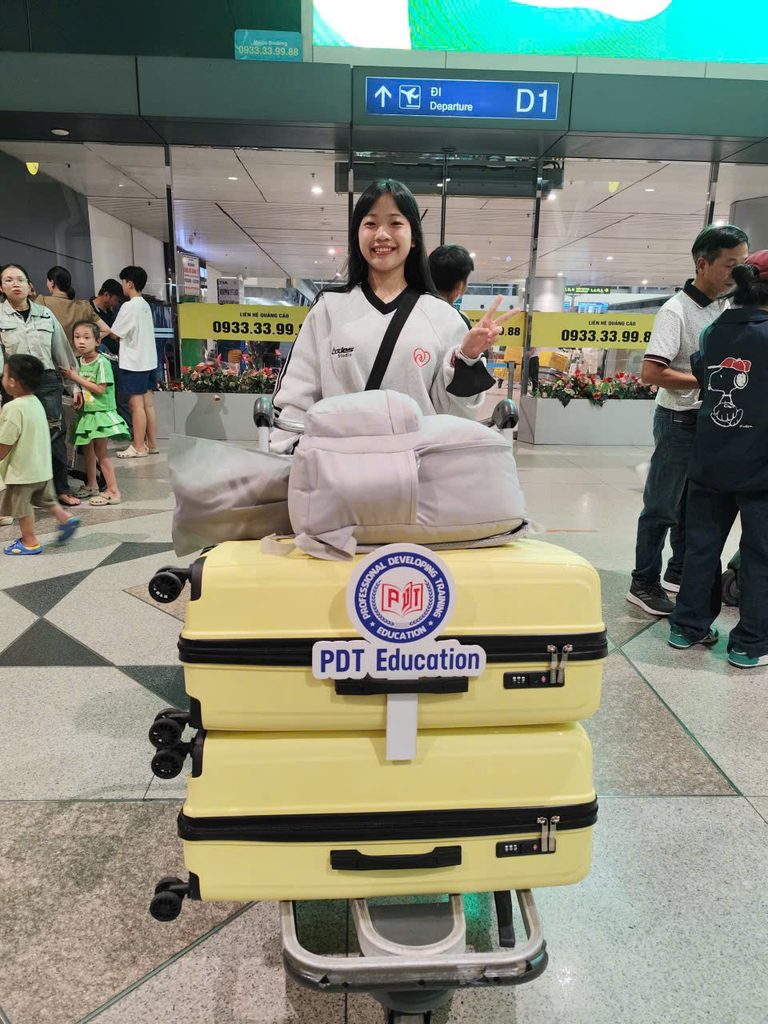 🛩 4 HÀNH TRANG – 4 ƯỚC MƠ – CHUNG MỘT HÀNH TRÌNH TẠI ĐỨC! 30 1791527371614 8731400940460195894 g3167007794793500137 005bef91e630a30079c5a88a6b26b533 768x1024 1