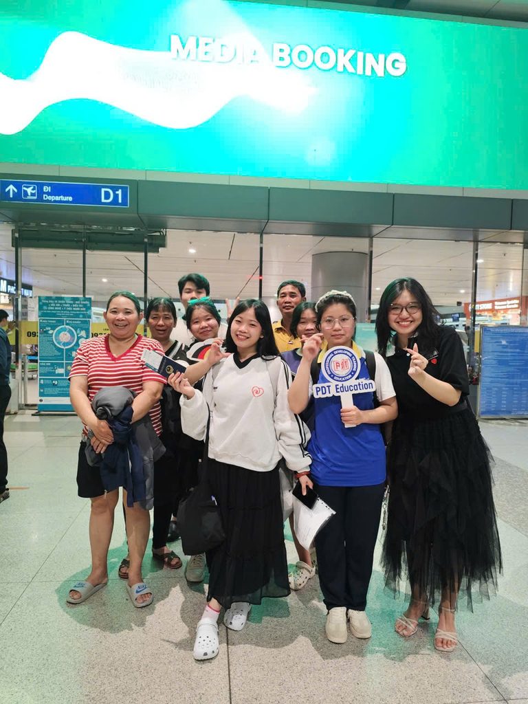 🛩 4 HÀNH TRANG – 4 ƯỚC MƠ – CHUNG MỘT HÀNH TRÌNH TẠI ĐỨC! 32 1791527371928 8731400940460195894 g3167007794793500137 984e6bdfc48cef73e5589bfb4a7e8de9 768x1024 1